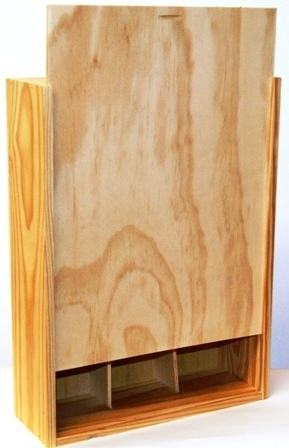 Wooden box "made of pine wood "natural with sliding lid", for 3 bottles organic wine